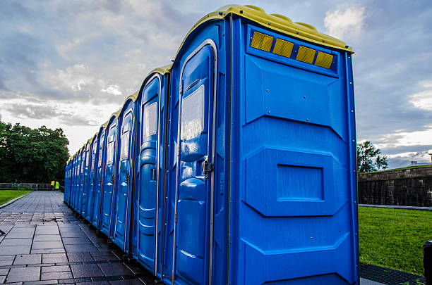 Best Construction site porta potty rental  in Woodburn, IN